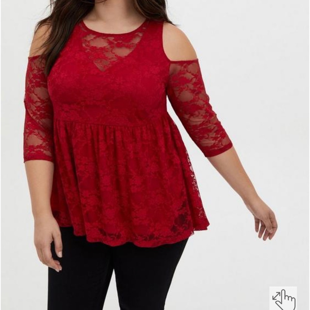 Babydoll Stretch Lace Cold Shoulder Top Red. Torrid NWT size 3x 22-24